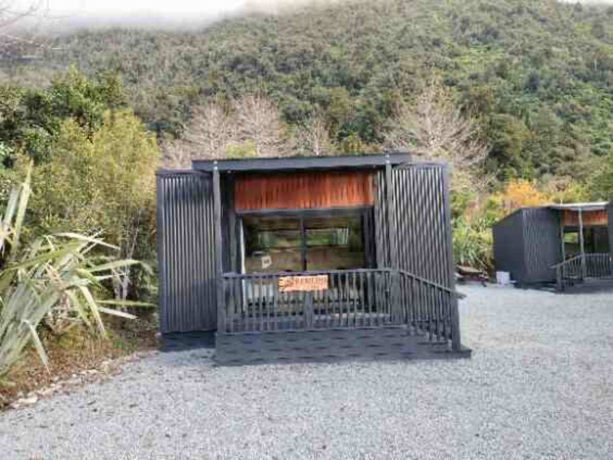 Jackson'S Retreat Alpine Holiday Park Jacksons Ngoại thất bức ảnh